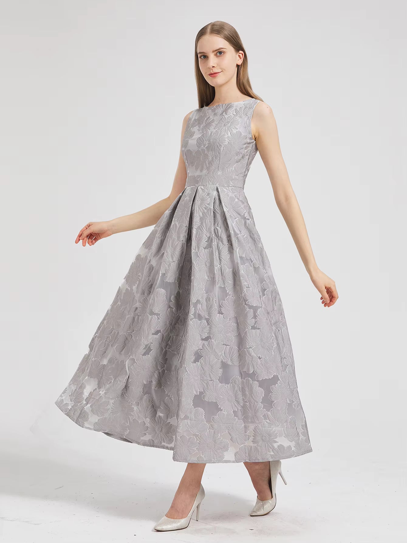Elegant Flower Embroidery Sleeveless Lady Holiday Evening Prom Long Maxi Dress