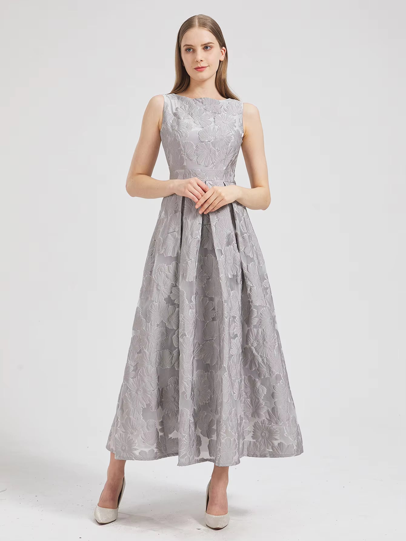 Elegant Flower Embroidery Sleeveless Lady Holiday Evening Prom Long Maxi Dress