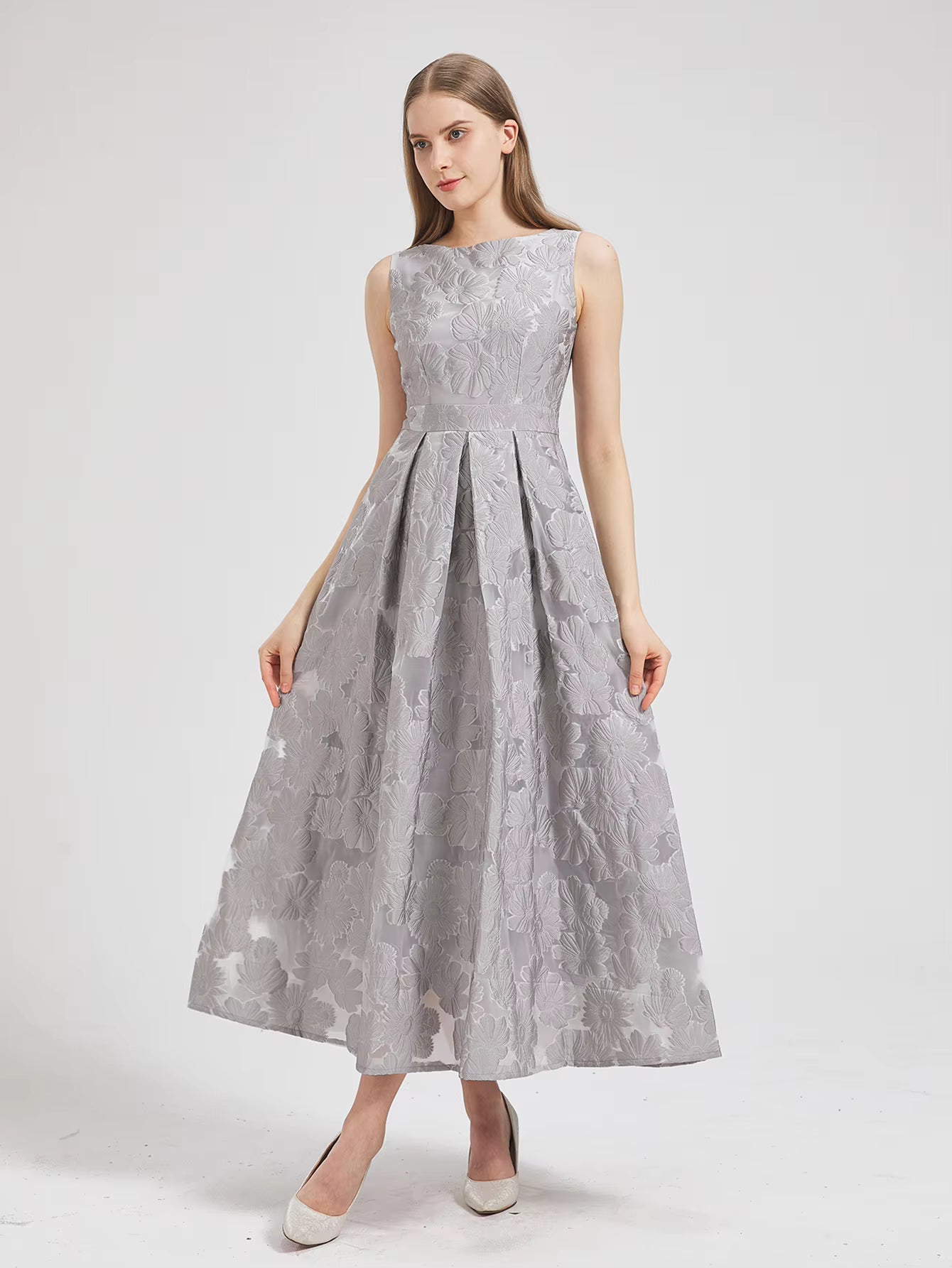 Elegant Flower Embroidery Sleeveless Lady Holiday Evening Prom Long Maxi Dress