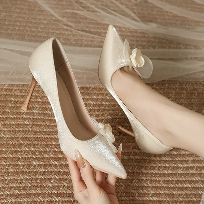 Elegant Flower String Bead Decoration Pumps Comfortable Pointed Toe Satin Brand Designer Shoes