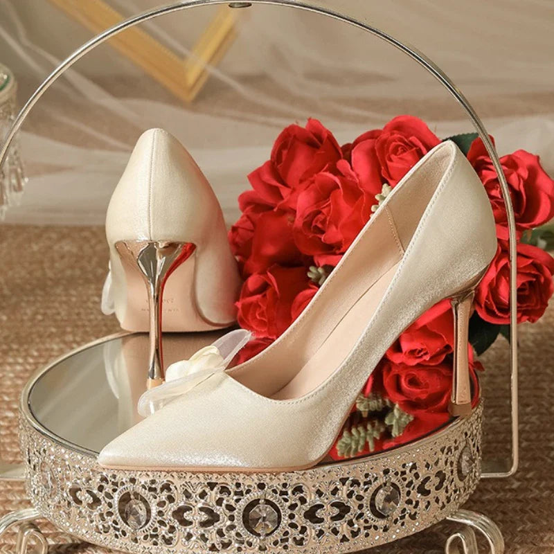 Elegant Flower String Bead Decoration Pumps Comfortable Pointed Toe Satin Brand Designer Shoes