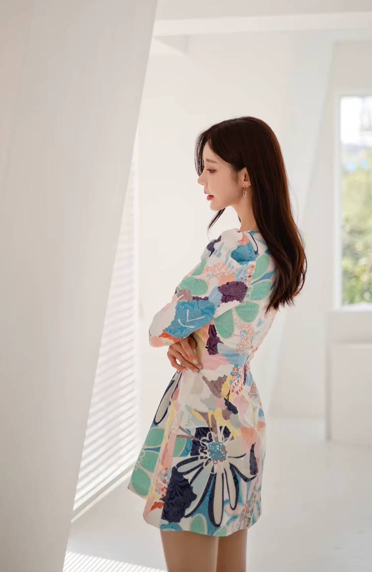 Elegant Full-sleeve Square Neck Retro Print Slim Office Party Mini Dress