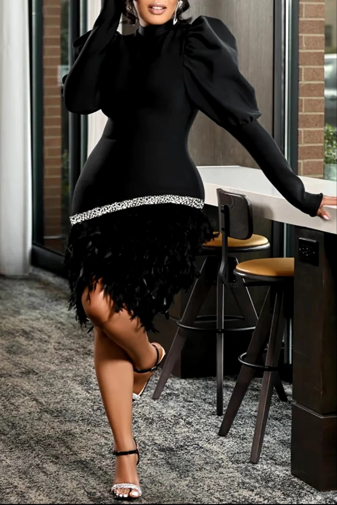 Elegant Glitter Feather Bubble Sleeves Party Dress