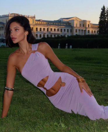 Elegant Hollow Ring Clasp Chic One Shoulder Elastic Solid Birthday Party Maxi Dress