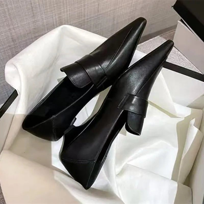 Elegant Kitten Heel