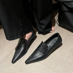 Elegant Kitten Heel