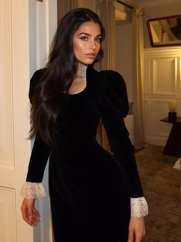 Elegant Lace Details Sweetheart Flared Long Sleeve Velvet Dress