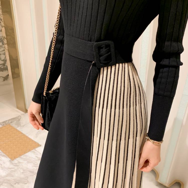 Elegant Lace-Up Waist Mid-Length Knitted large Skirt Sweater Dress