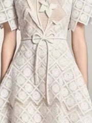 Elegant Lapel Short Sleeve Lace Patchwork 3D Flower Lace-up Party Midi Dresses