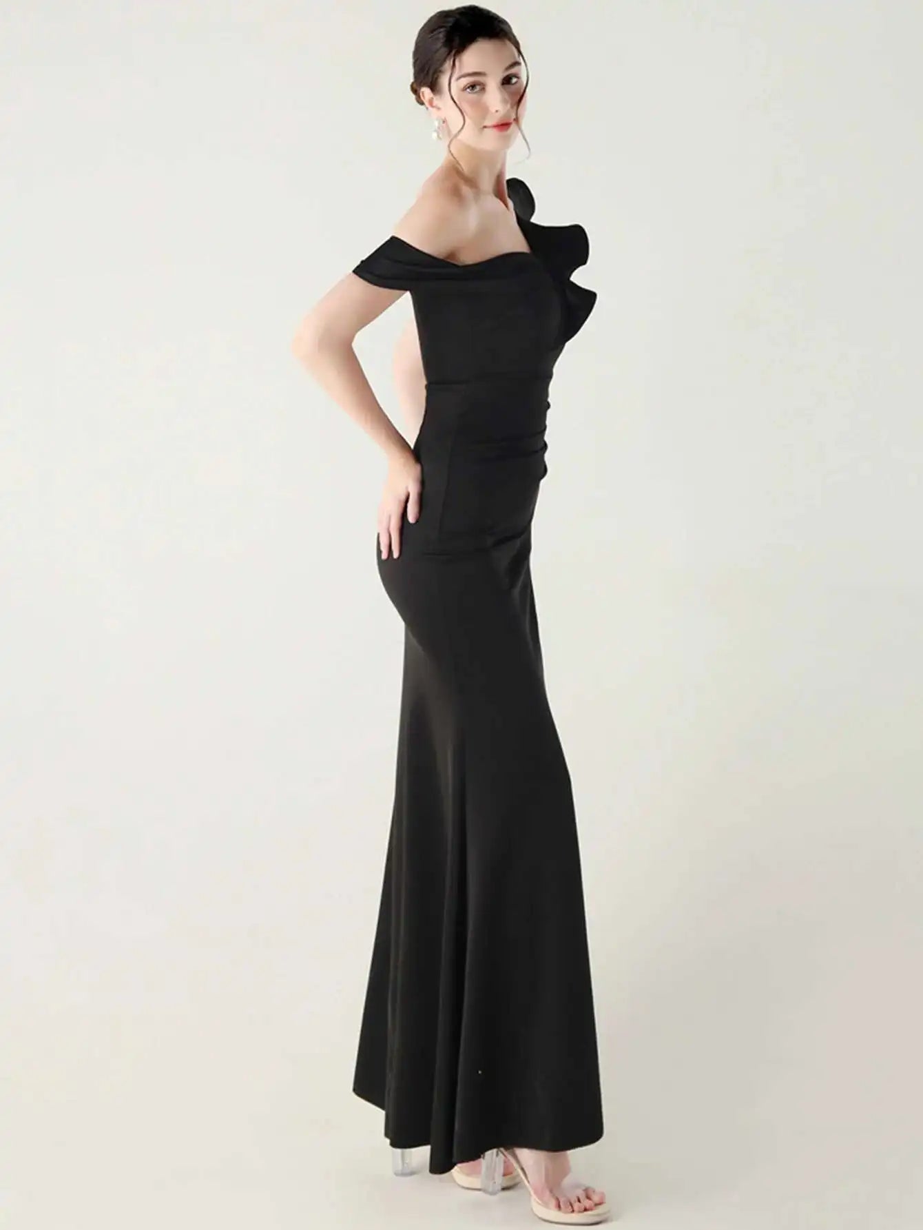 Elegant Luxury Rhinestone One-Shoulder Backless Evening Dresses