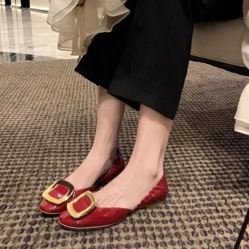 Elegant Metal Buckle Decoration Low Heel
