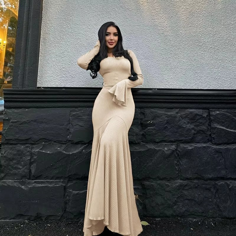 Elegant O-Neck Pleated Flared Sleeves Fishtail Maxi Dress