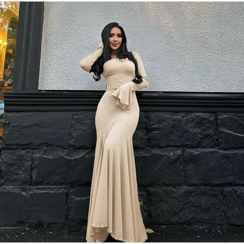 Elegant O-Neck Pleated Flared Sleeves Fishtail Maxi Dress