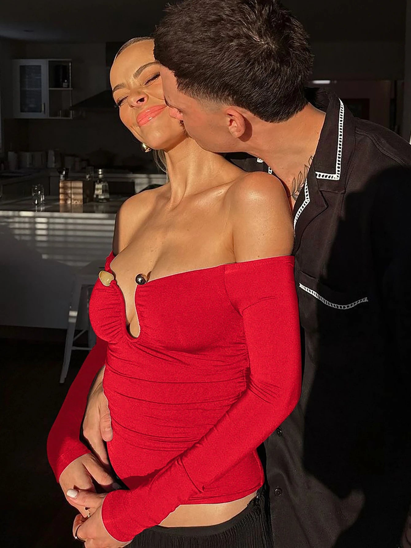 Elegant Off Shoulder Long Sleeves Button Ruched Bodycon Crop T-Shirt