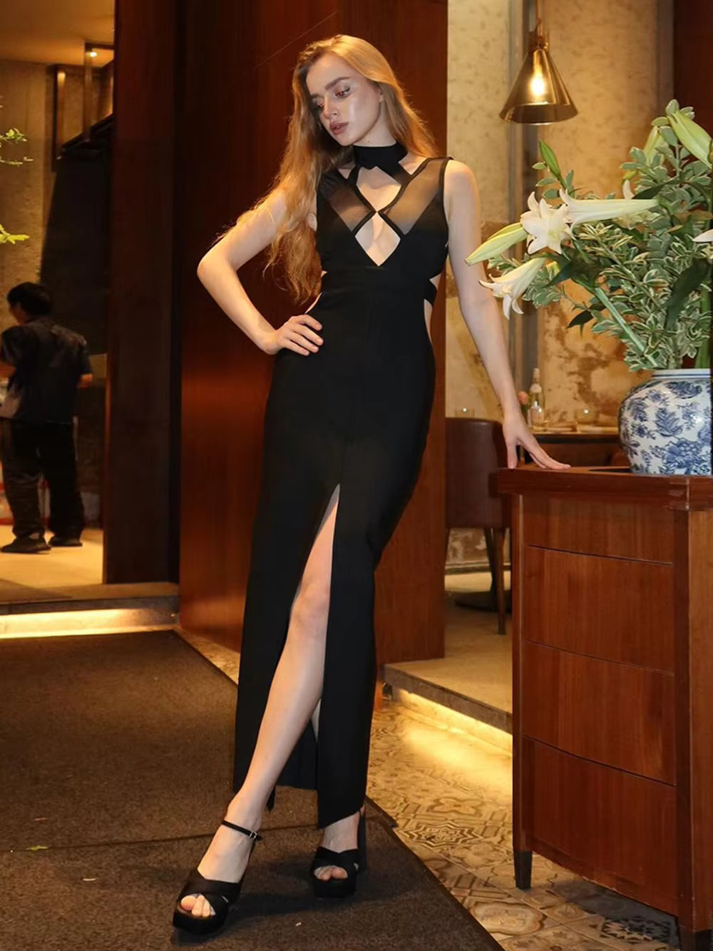Elegant Patchwork Hollow Out Tight Design Celebrity Bandage Split Maxi Dress