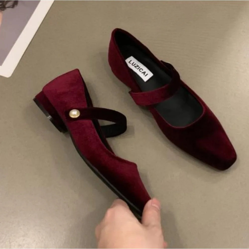 Elegant Pearl Buckle Velour Mary Jane Shoes