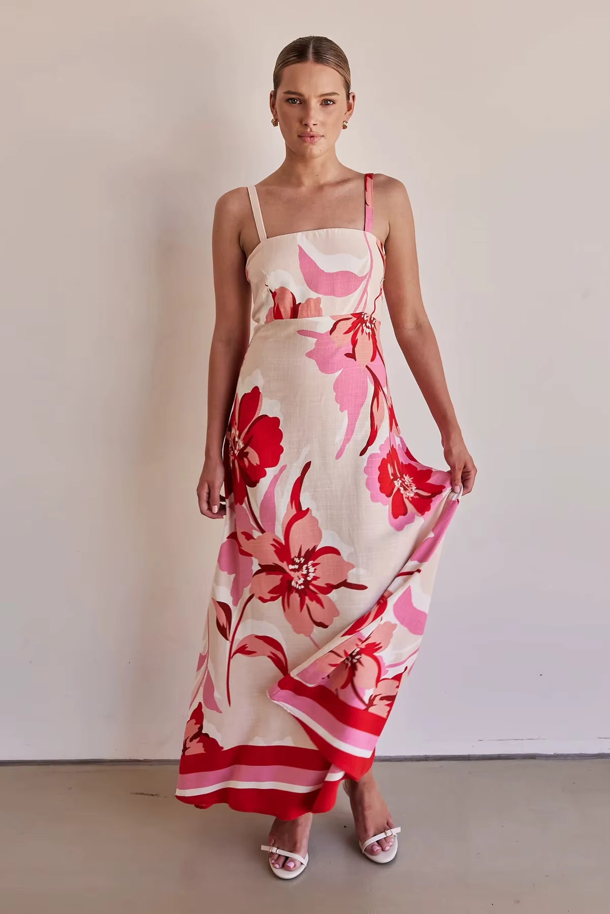 Elegant Printing Spaghetti Strap A-line Beach Style Long Maxi Dress