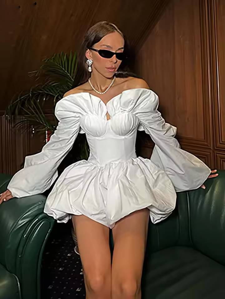 Elegant Puff Sleeve Strapless Bandage Top And Pleated Mini Skirts 2 Pieces Set