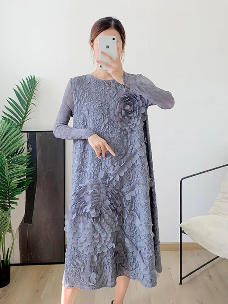 Elegant Round Neck Long Sleeves Loose Flower Pleated Midi Dress