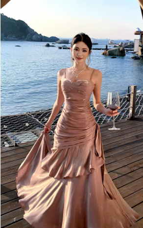 Elegant Ruffles Spaghetti Strap Graduation Birthday Evening Party Maxi Dress