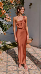 Elegant Satin With Slanted Shoulders Hip Hugging Style Solid Color Dress