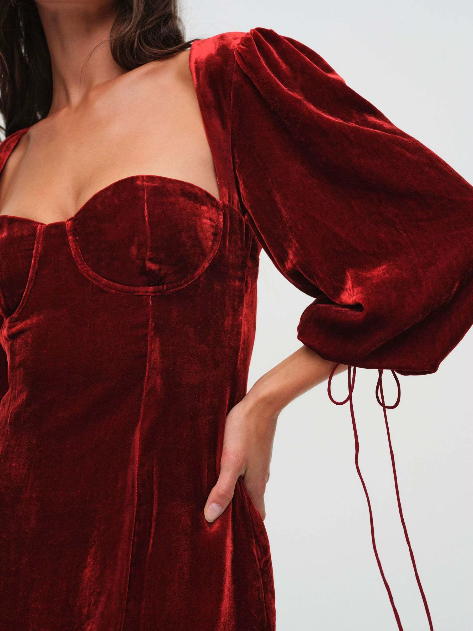 Elegant Sheath Long Sleeved Velvet Hollow Out Backless Mini Dress