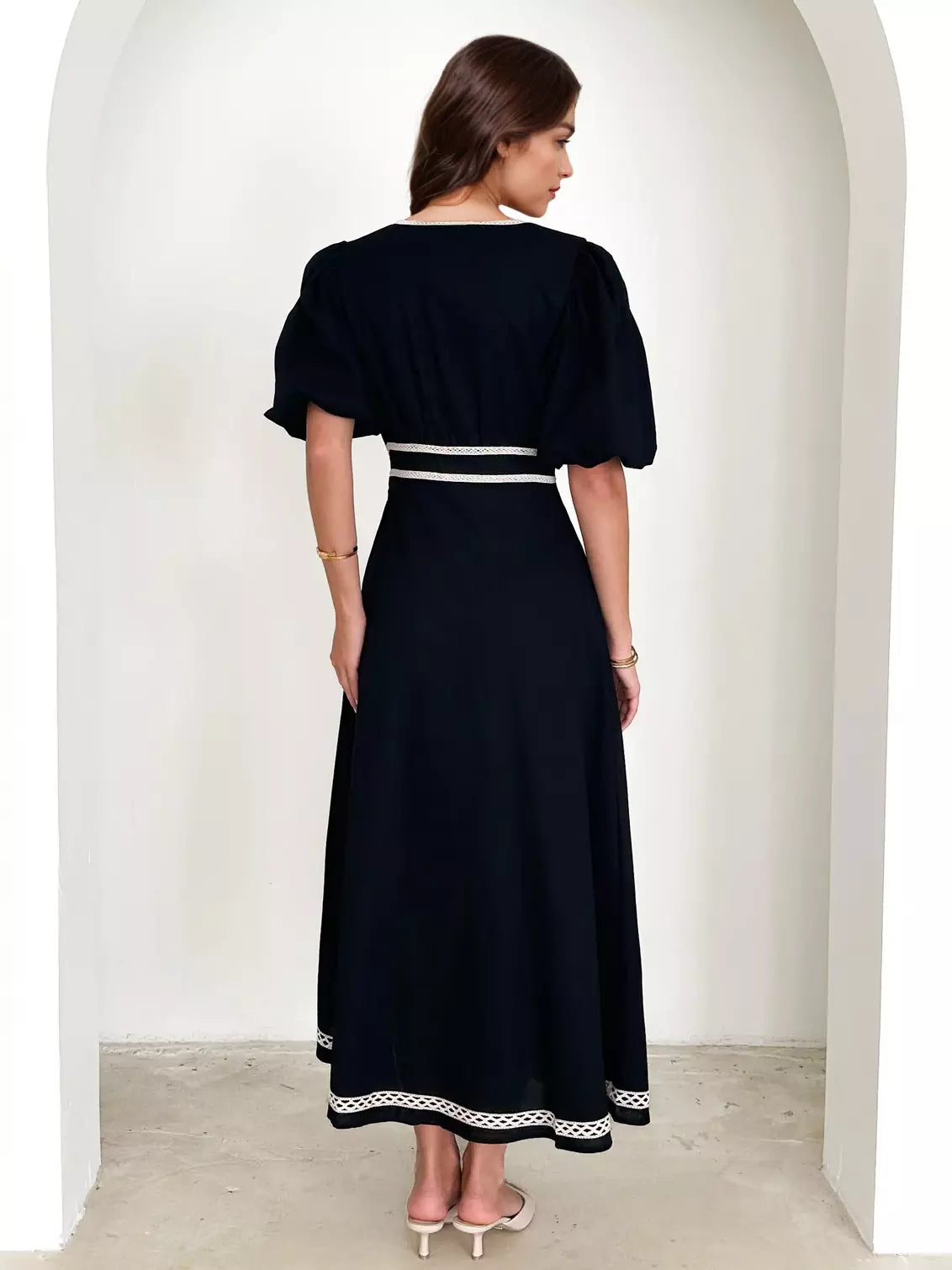 Elegant Short Sleeve With V-Neckline Street Wear Long Dress