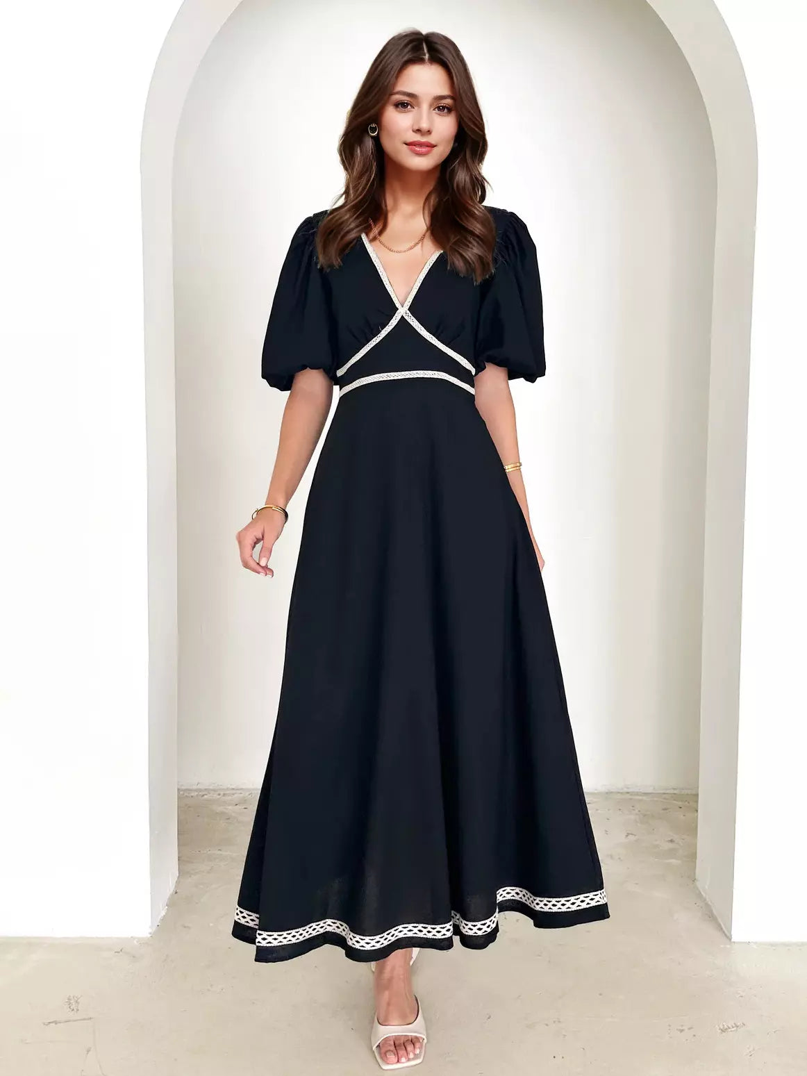 Elegant Short Sleeve With V-Neckline Street Wear Long Dress