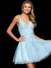 Elegant Sleeveless Short A-Line V-Neck Lace Homecoming Mini Dress