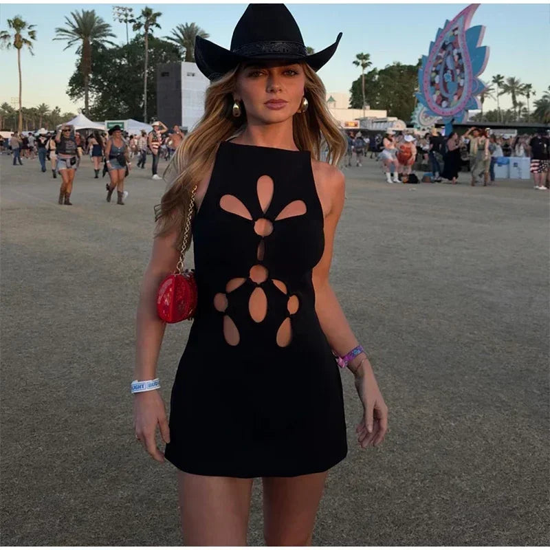 Elegant Solid O-neck Sleeveless Slim Hollow Out Short Dresses