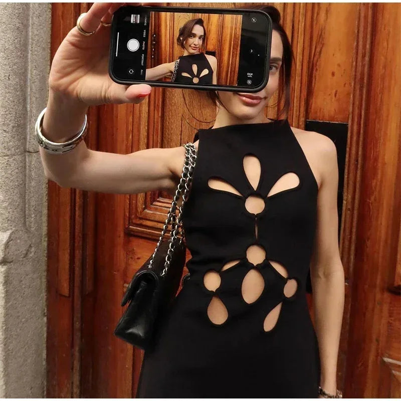 Elegant Solid O-neck Sleeveless Slim Hollow Out Short Dresses