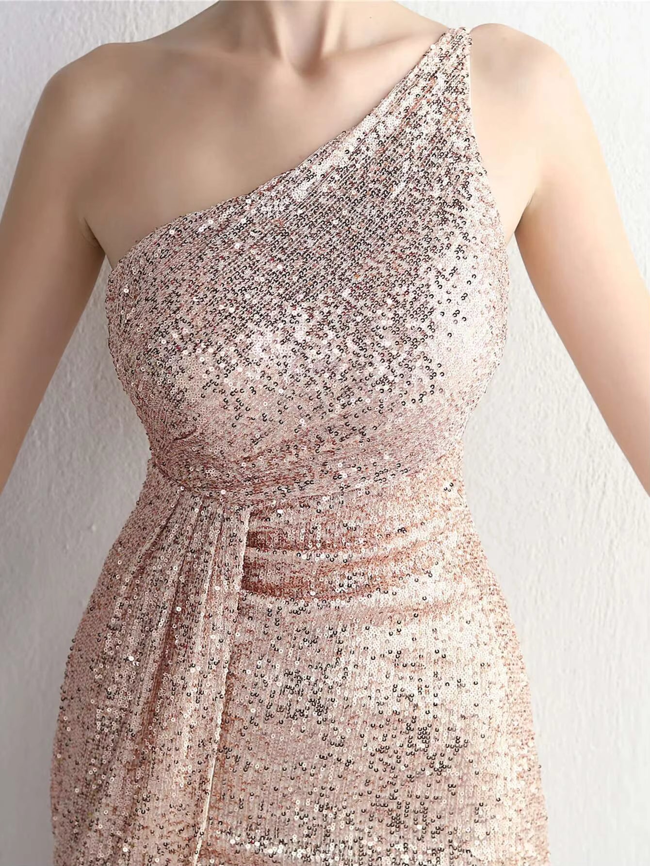 Elegant Spaghetti Strap Backless Diagonal collar Sequin Maxi Dress