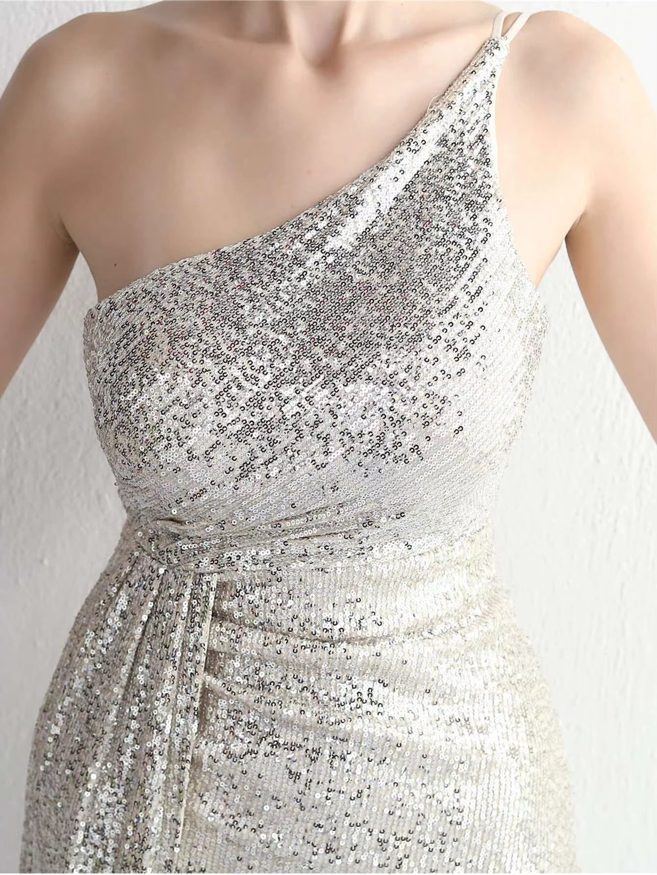 Elegant Spaghetti Strap Backless Diagonal collar Sequin Maxi Dress