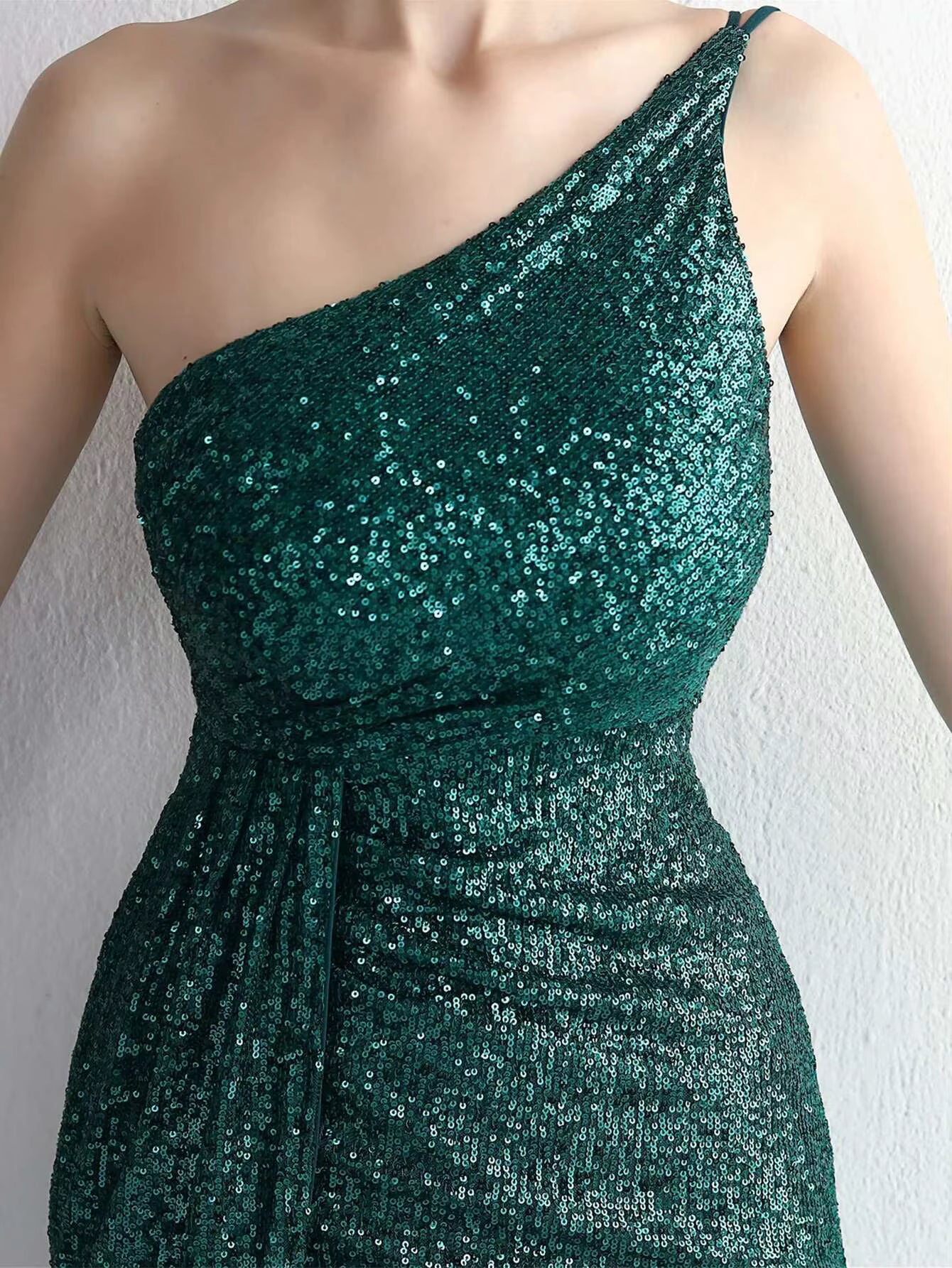 Elegant Spaghetti Strap Backless Diagonal collar Sequin Maxi Dress