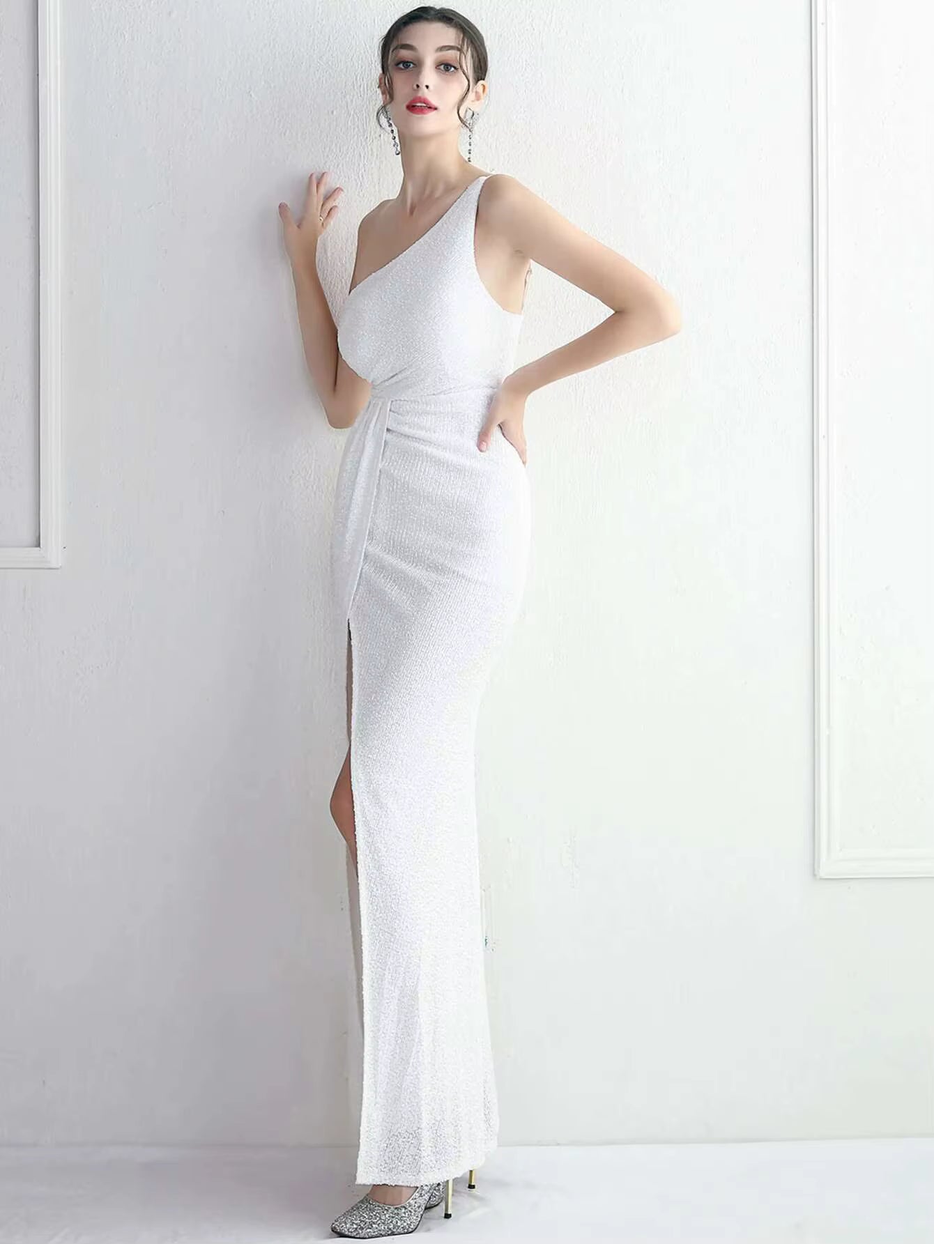 Elegant Spaghetti Strap Backless Diagonal collar Sequin Maxi Dress