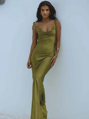 Elegant Spaghetti Strap Open Back Straight Floor-Length Dresses