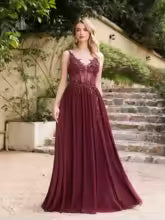 Elegant Spaghetti Straps A Line Beaded Appliques Illusion Prom Maxi Dresses