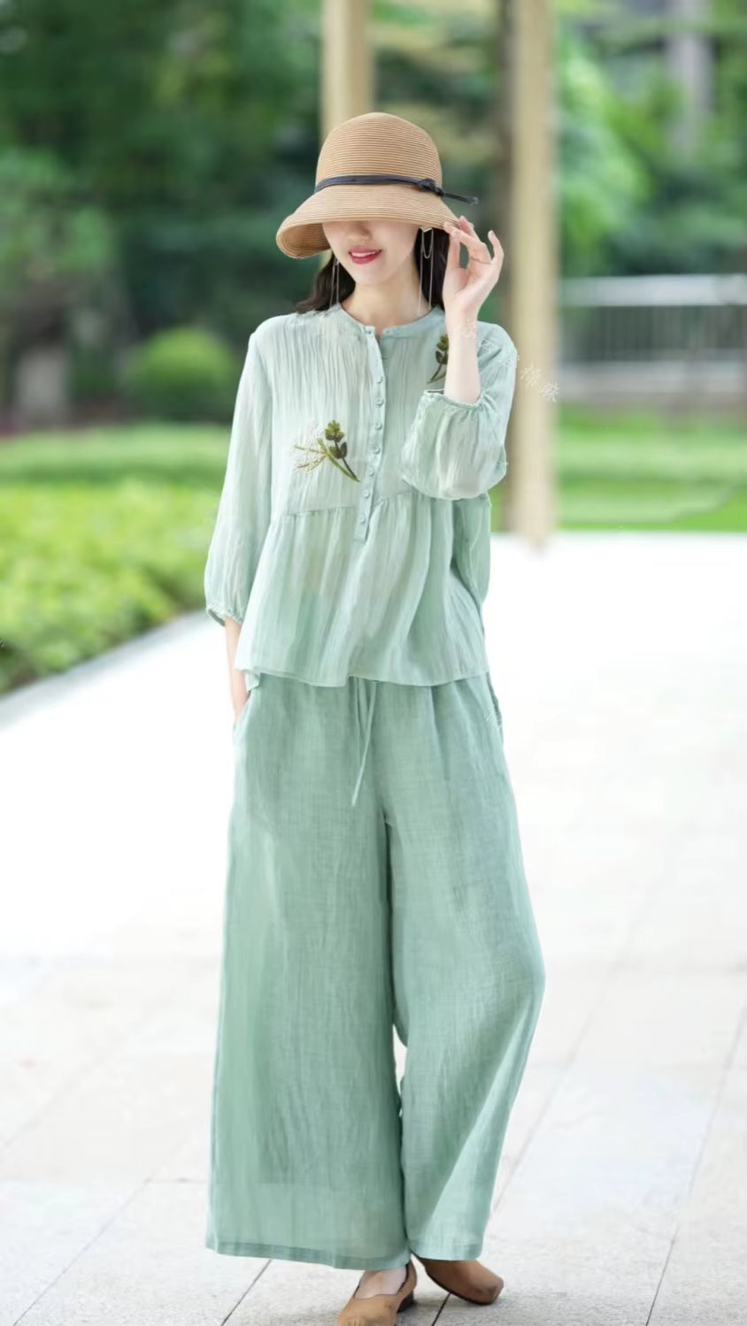 Elegant Stand Collar Splicing Embroidered Loose Cotton and Linen Top