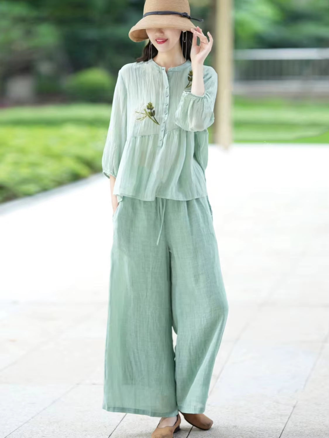 Elegant Stand Collar Splicing Embroidered Loose Cotton and Linen Top