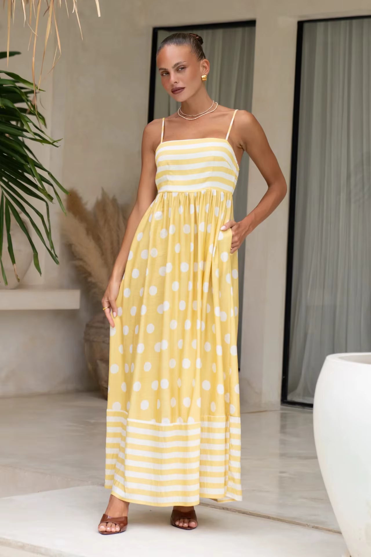 Elegant Strap Swing High Waist Printed Strap A-line Maxi Dress