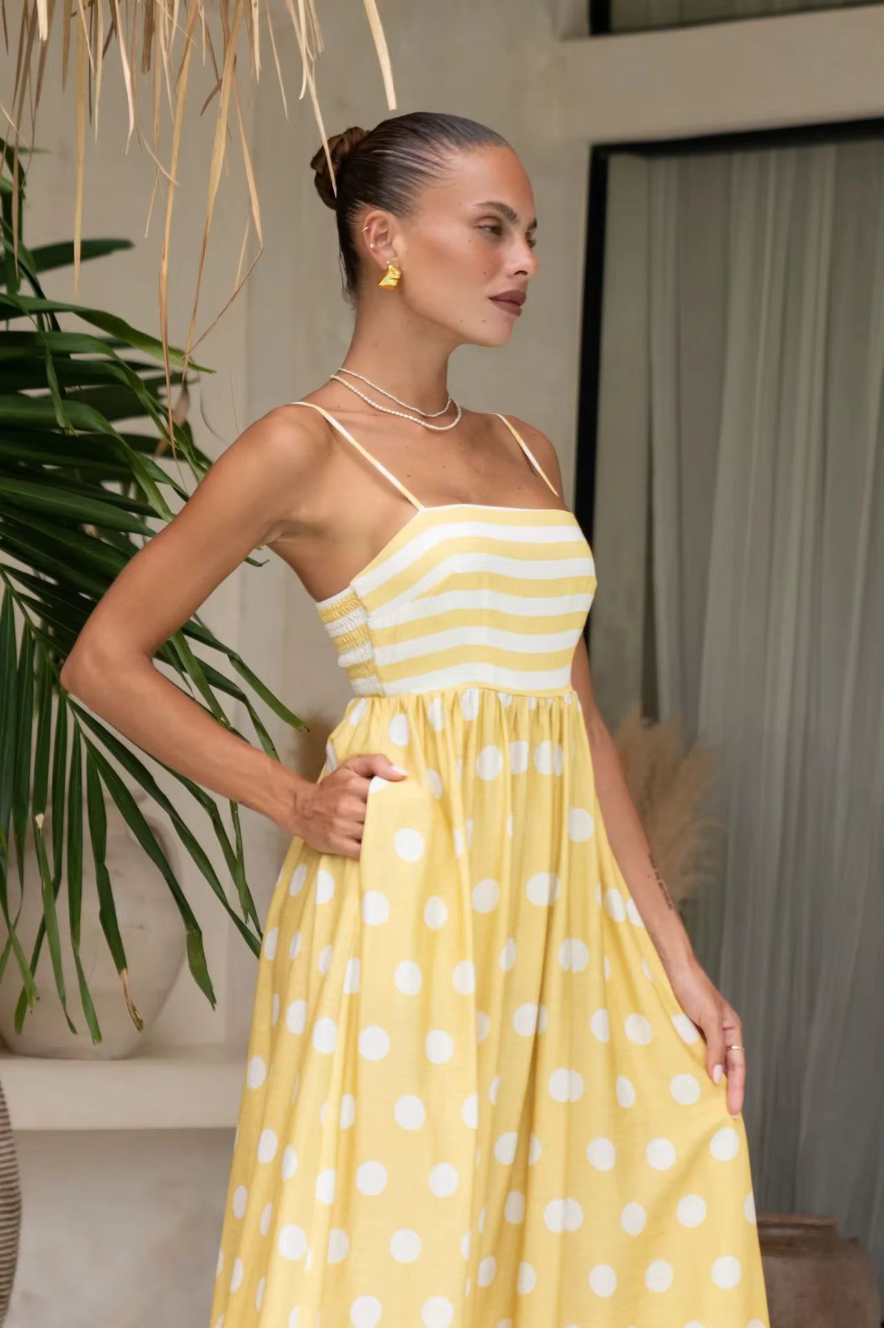 Elegant Strap Swing High Waist Printed Strap A-line Maxi Dress