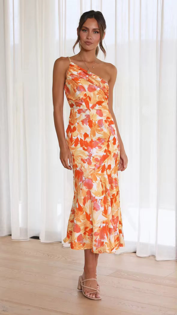 Elegant Strapless Inclined Shoulder Pullover Beach Style Midi Dress