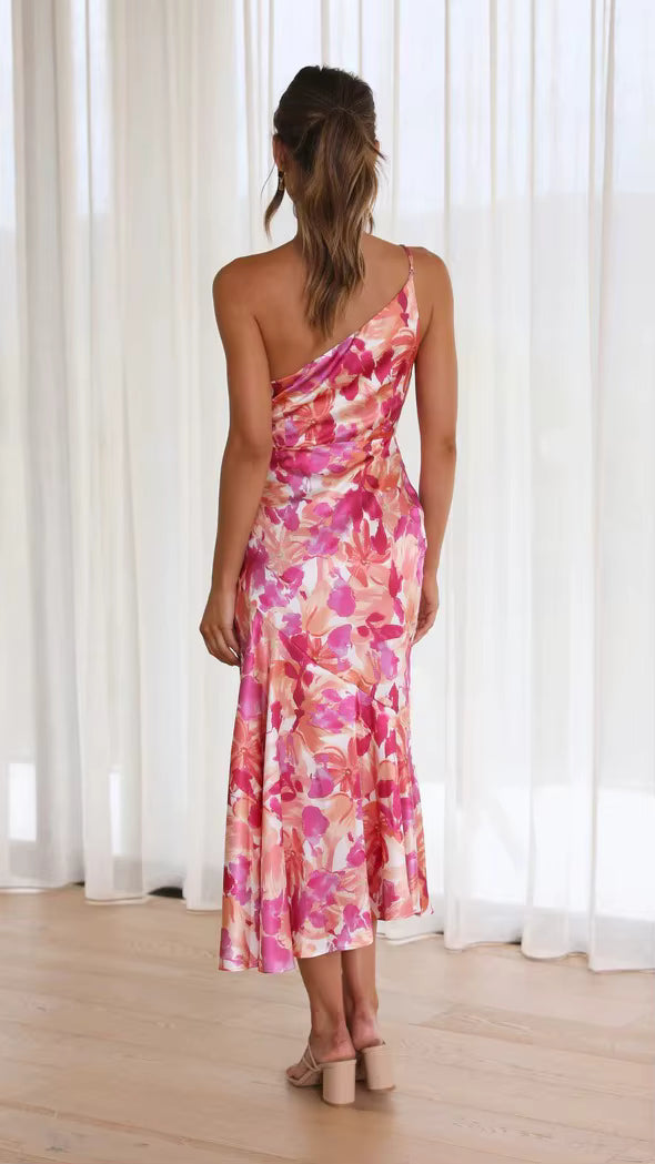 Elegant Strapless Inclined Shoulder Pullover Beach Style Midi Dress