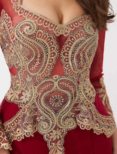 Embroidered Beaded Queen Anneneck Long Sleeve Formal Gowns With Cloak