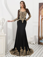 Embroidered Beaded Queen Anneneck Long Sleeve Formal Gowns With Cloak