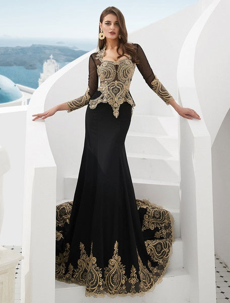 Embroidered Beaded Queen Anneneck Long Sleeve Formal Gowns With Cloak