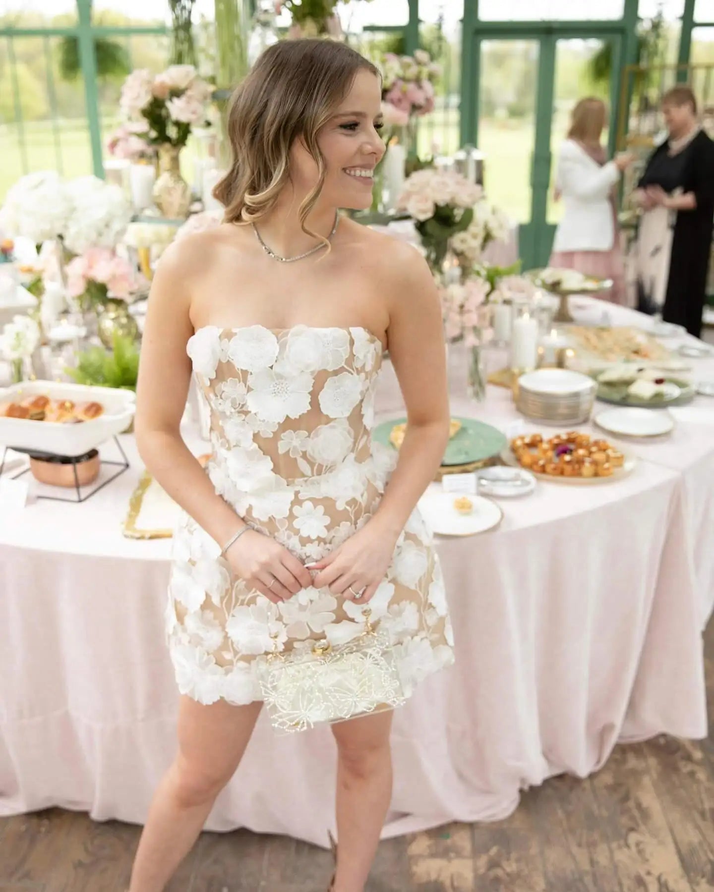 Embroidery Flowers Strapless sleeveless Birthday Party Cocktail Bodycon Mini Dress