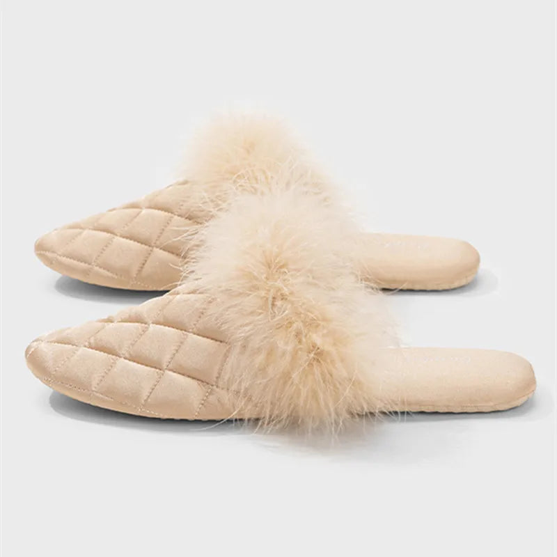 Feather Decoration Design Slippers Comfort Lightweight Soft Sole Home Slippers Elegant Non Slip Zapatos De Mujer