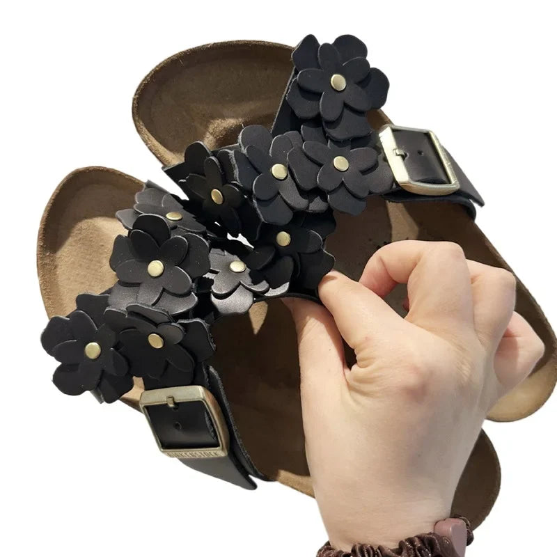 Floral Decoration Platform Slippers Luxury Metal Buckle Design Flat Sandalias Outdoor Sandals Beach Shoes