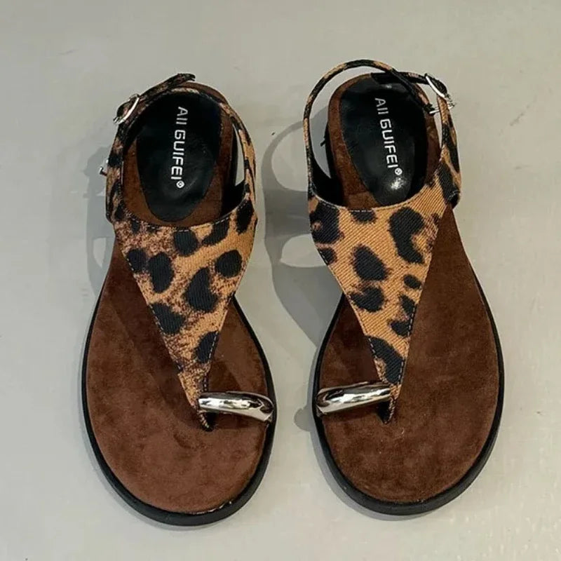 Metal Decoration Design Brand Slippers Clip Toe Slide Sandal Comfort Non-Slip Vacation Beach Flip-flop